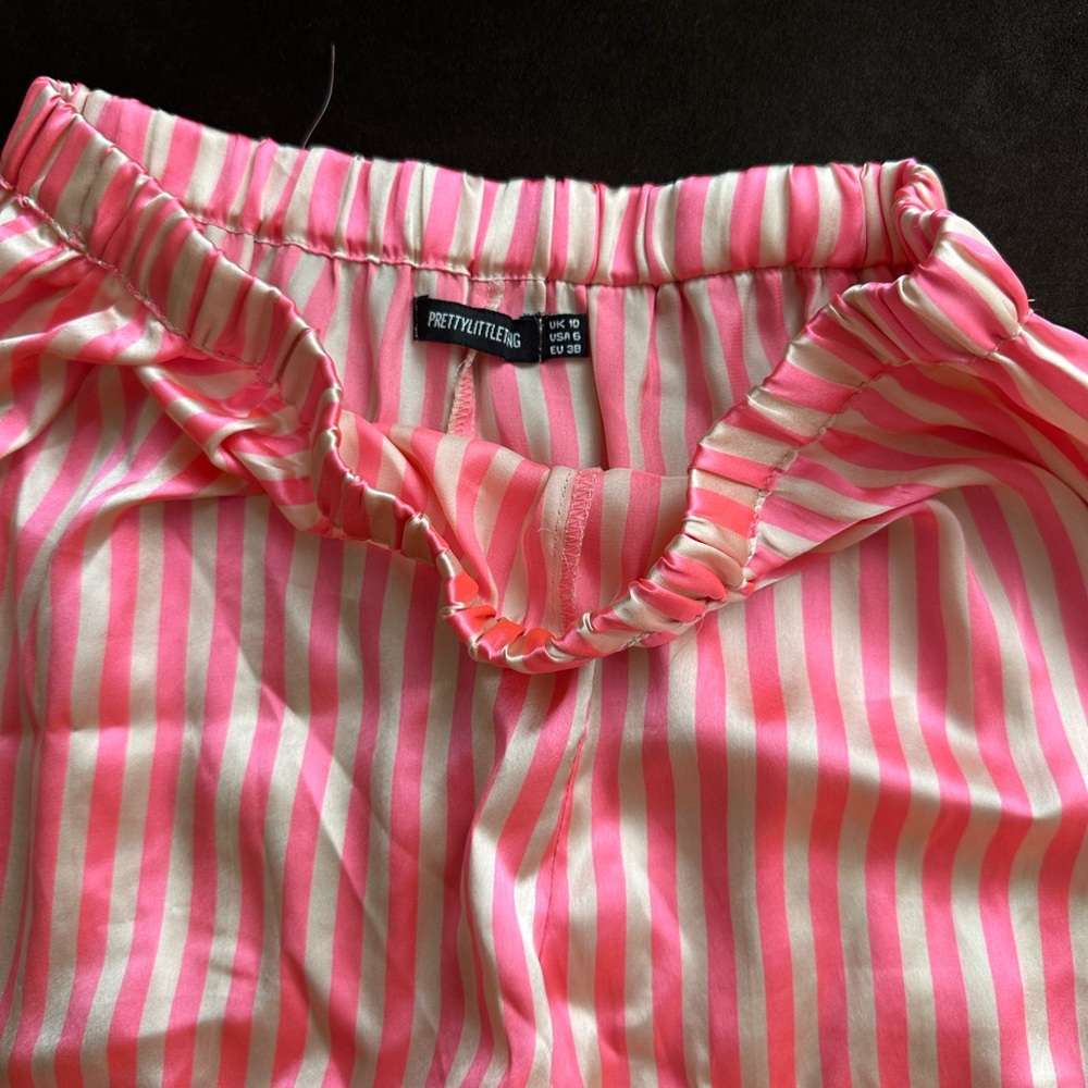 Pj set - Picture 5 of 5